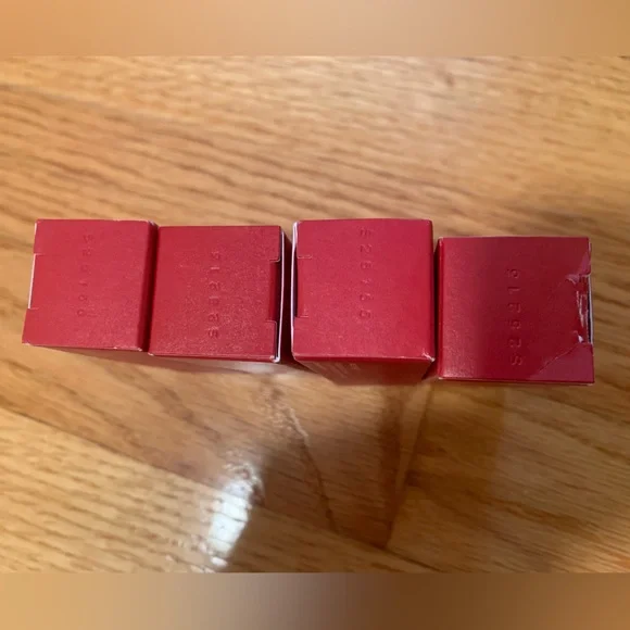 Maison Francis Kurkdjian Rouge 540 Red Packaging - Picture 5 of 7